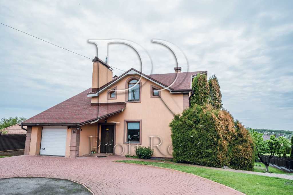 Продаж будинку 290 м², Травнева вулиця