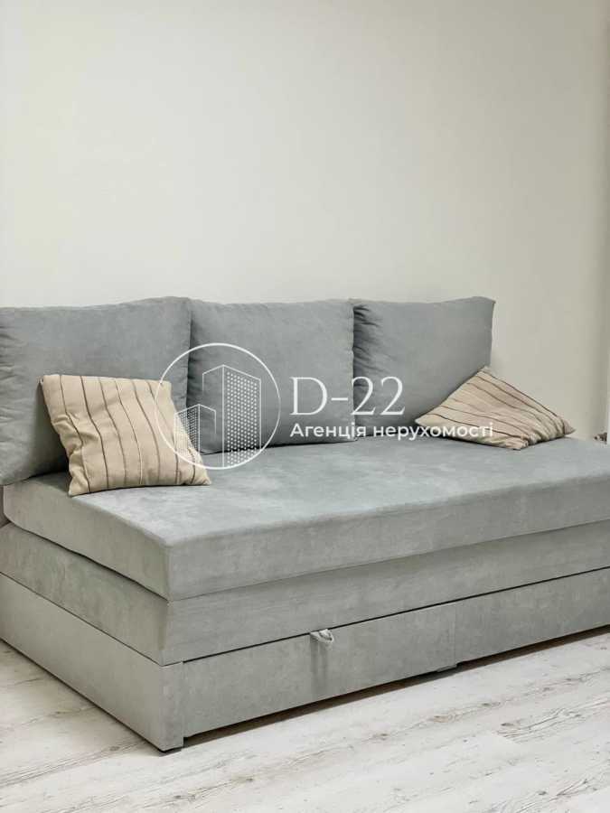 Продажа 2-комнатной квартиры 60.6 м², Глебова ул., 7