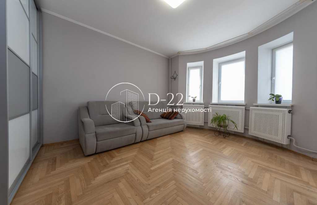 Продажа 3-комнатной квартиры 98 м², Александра Кошица ул., 7А