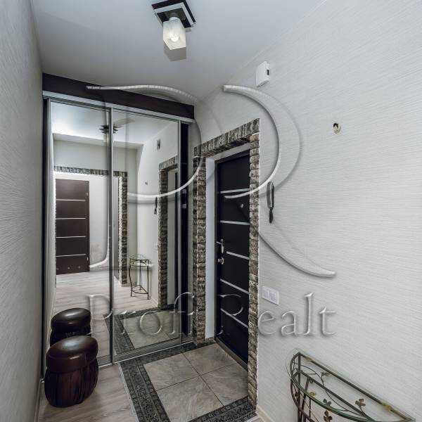 Продажа 1-комнатной квартиры 48 м², Михаила Максимовича ул., 3Д