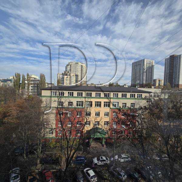 Продаж 1-кімнатної квартири 32 м², Преображенська вул., 16