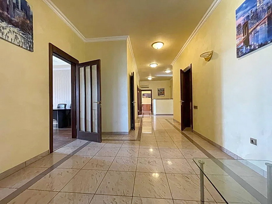 Аренда офиса 180 м², Шота Руставели ул., 44