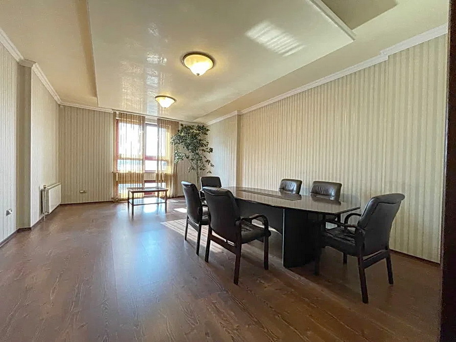 Аренда офиса 180 м², Шота Руставели ул., 44