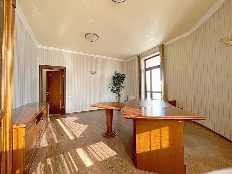 Аренда офиса 180 м², Шота Руставели ул., 44