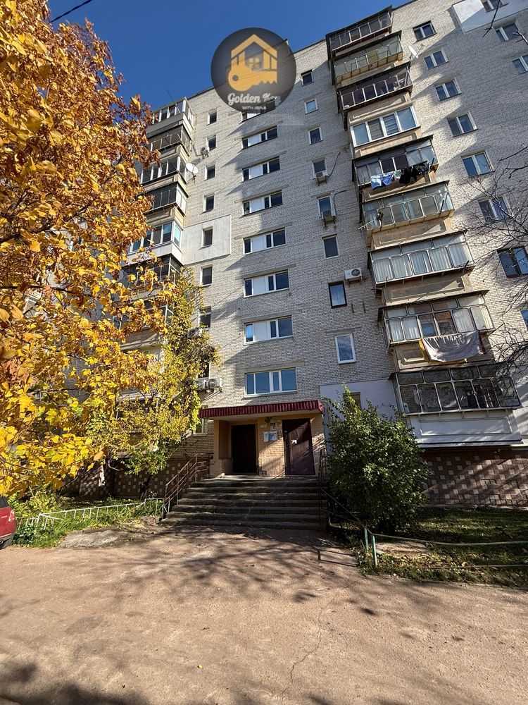 Продаж 2-кімнатної квартири 50.3 м², Головатого вул., 3