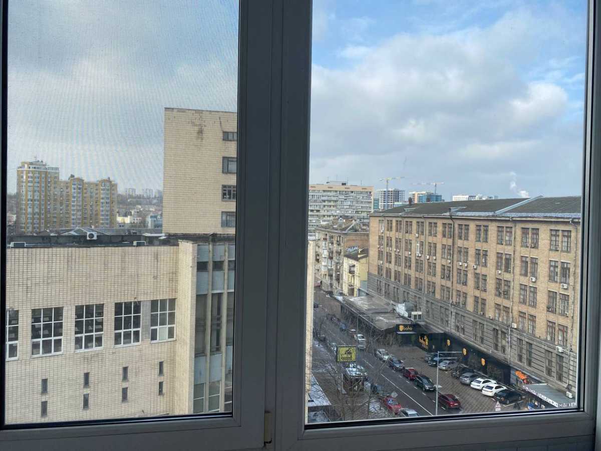 Продажа 2-комнатной квартиры 45 м², Ивана Федорова ул., 9