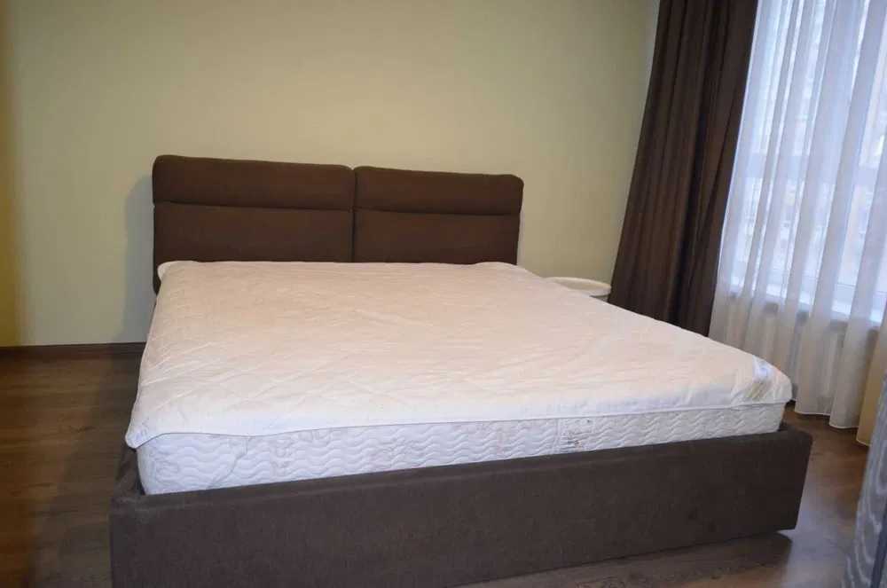 Продажа 2-комнатной квартиры 69.2 м², Берестейський, 65Б