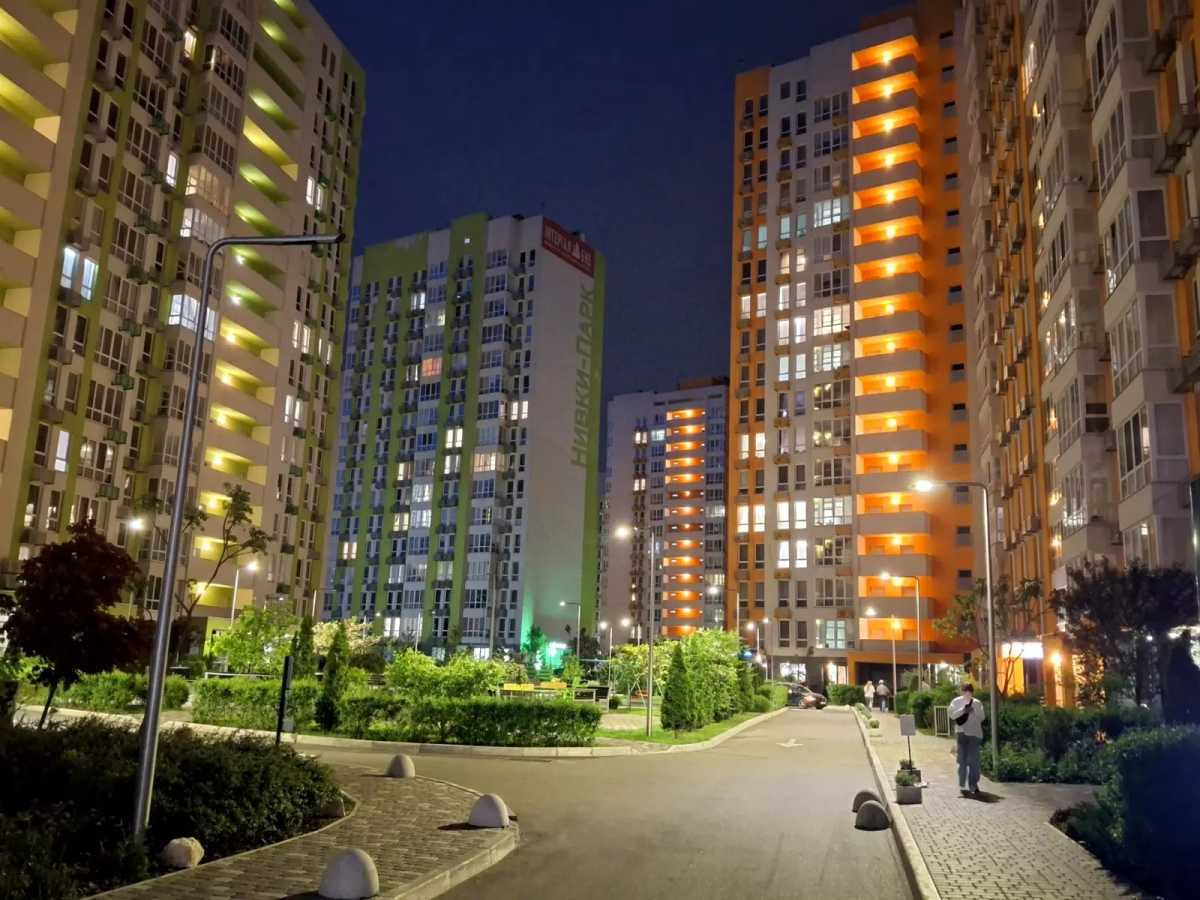 Продажа 2-комнатной квартиры 69.2 м², Берестейський, 65Б