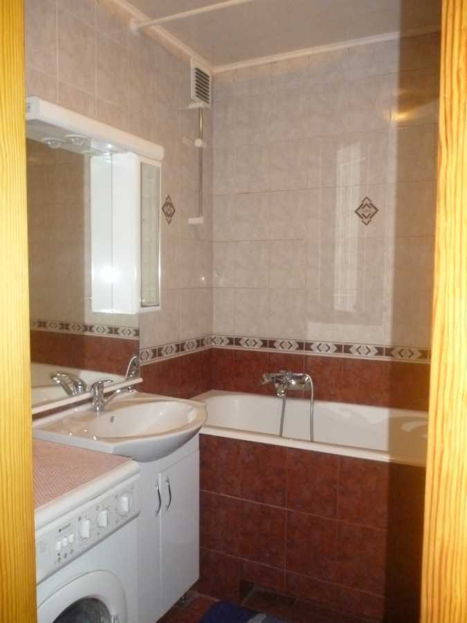 Оренда 3-кімнатної квартири 76 м², Дегтярівська вул., 30В