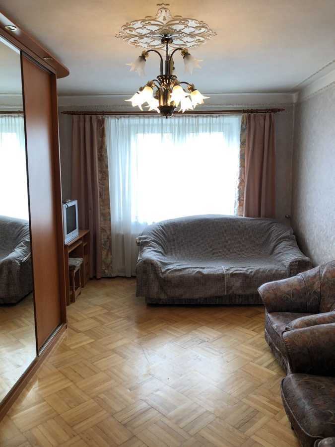 Оренда 3-кімнатної квартири 76 м², Дегтярівська вул., 30В