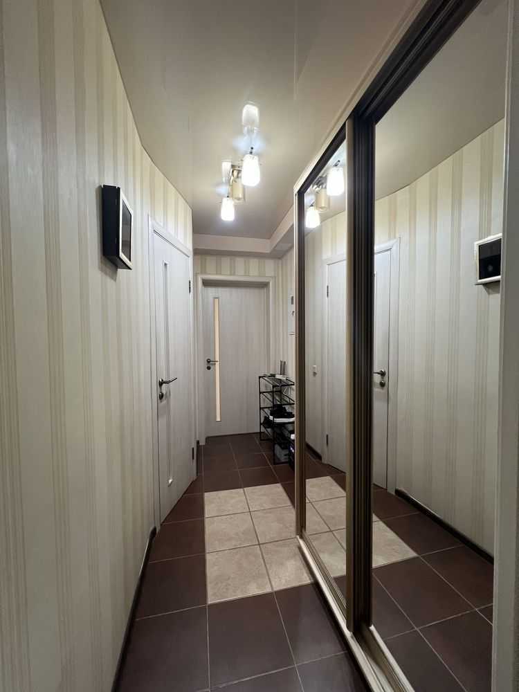 Продажа 2-комнатной квартиры 45 м², Зодчих ул.