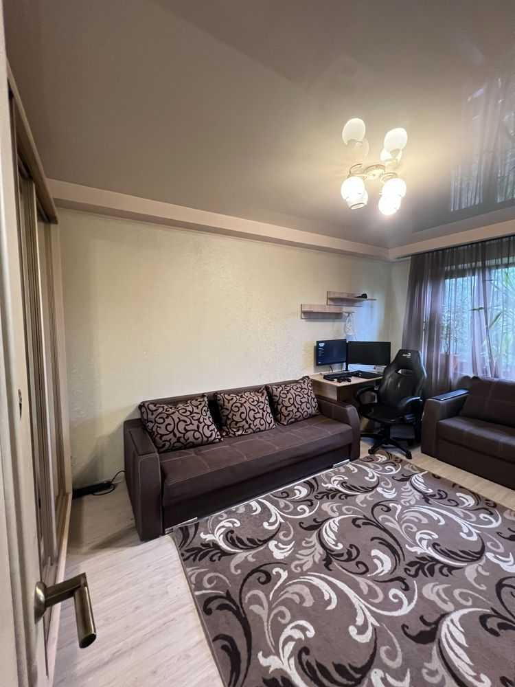 Продажа 2-комнатной квартиры 45 м², Зодчих ул.