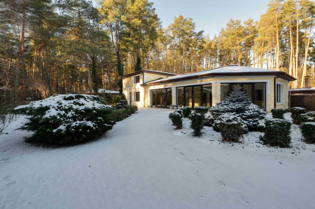 Продаж будинку 503 м², Осіння, 17