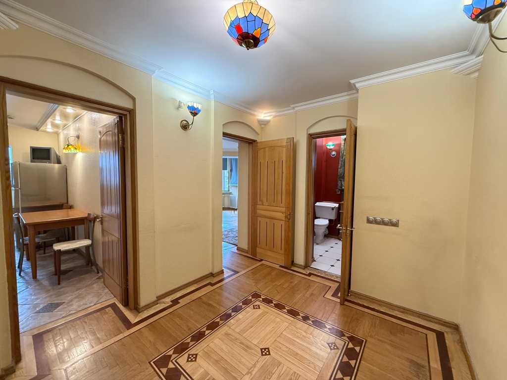 Оренда 1-кімнатної квартири 60 м², Володимира Антоновича вул., 91/14