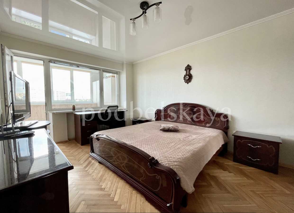 Оренда 3-кімнатної квартири 79 м², Івана Мар`яненка вул., 13