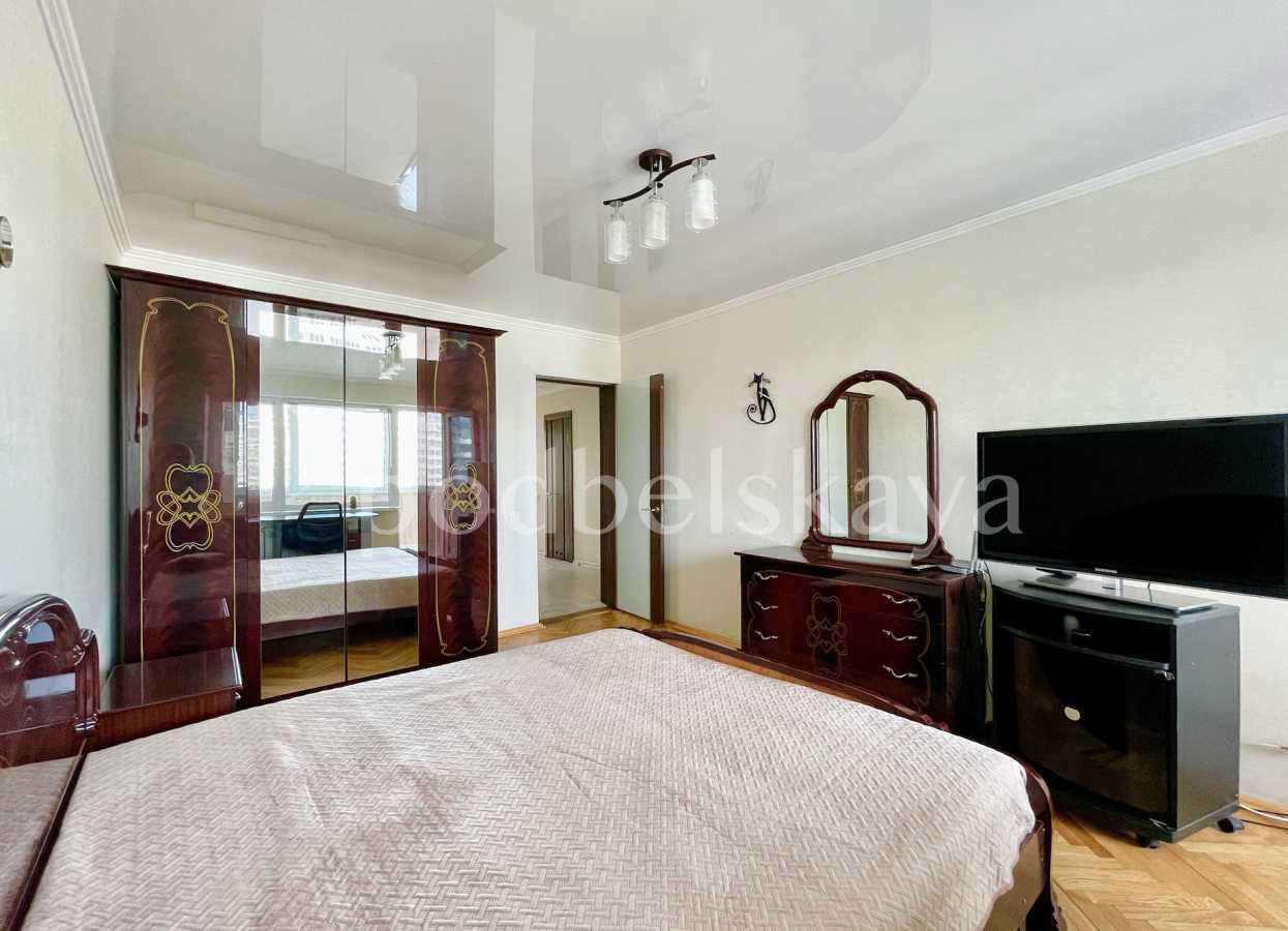 Оренда 3-кімнатної квартири 79 м², Івана Мар`яненка вул., 13