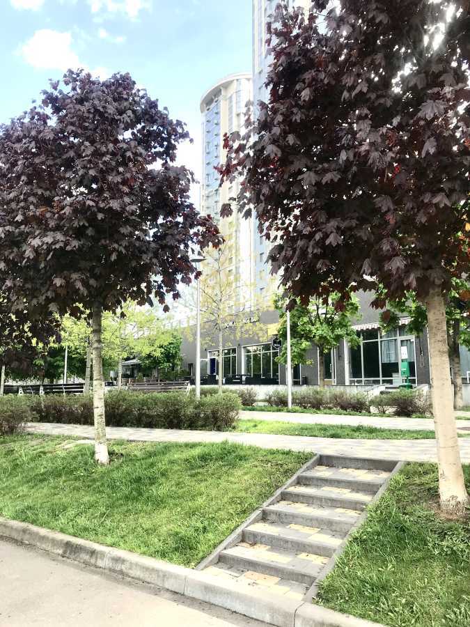 Продажа 3-комнатной квартиры 128 м², Трускавецкая ул., 2А