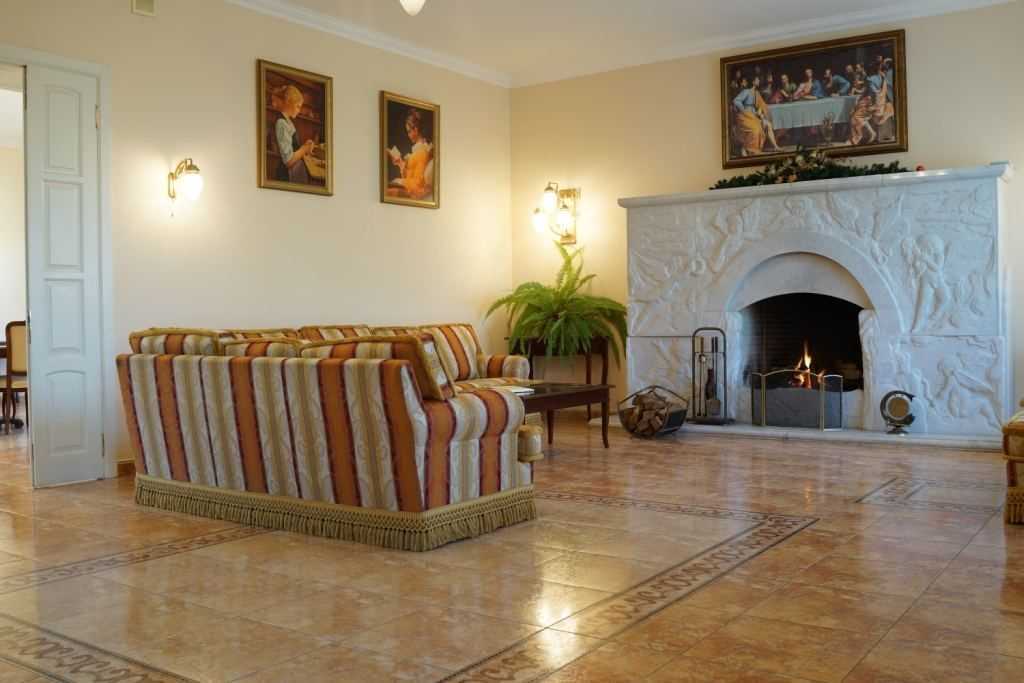 Продаж котеджу 523 м², Рубежівська вул., 74