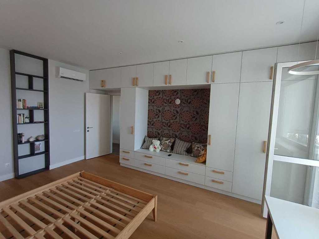 Продажа 4-комнатной квартиры 142 м², Ованеса Туманяна ул., 15А