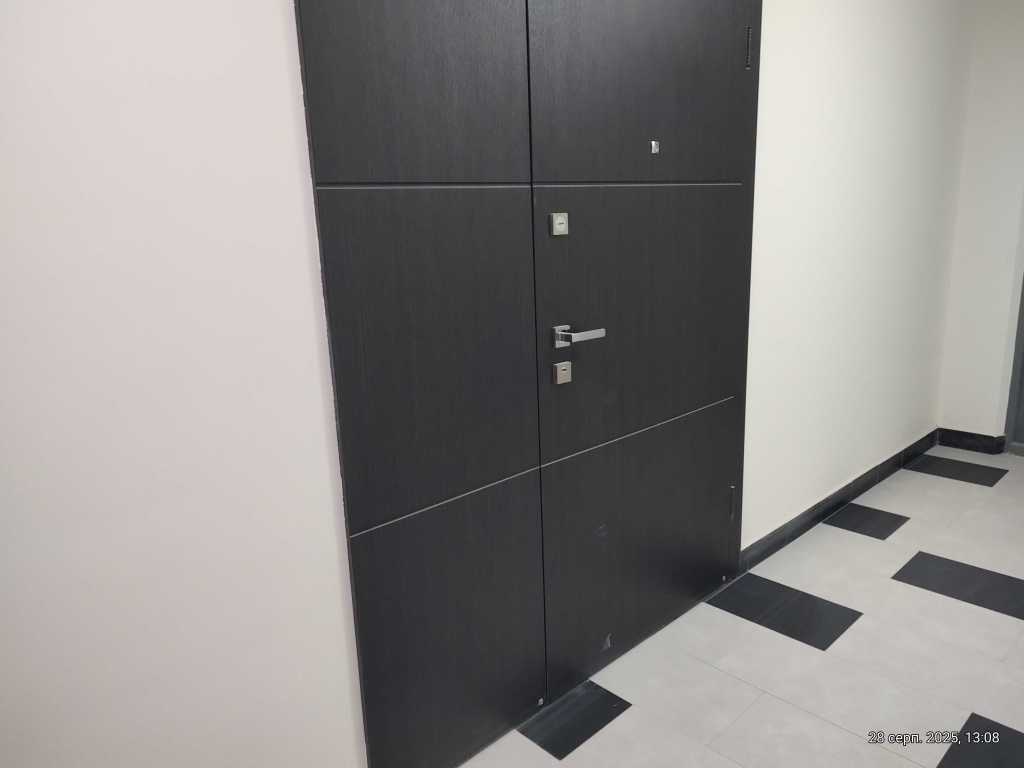 Продажа 2-комнатной квартиры 67.3 м², Родини Крістерів, 2