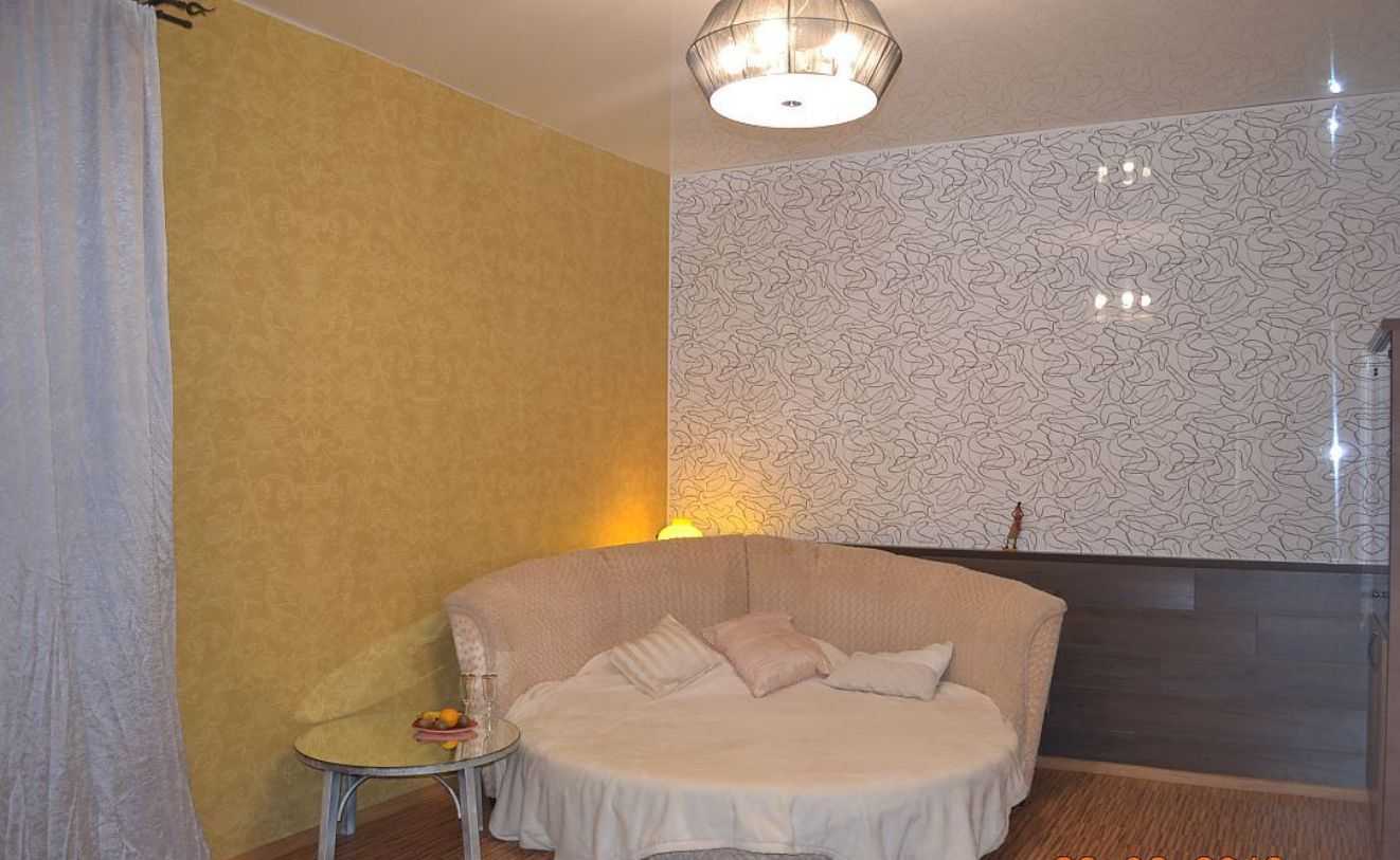 Оренда 2-кімнатної квартири 60 м², Братська вул., 10