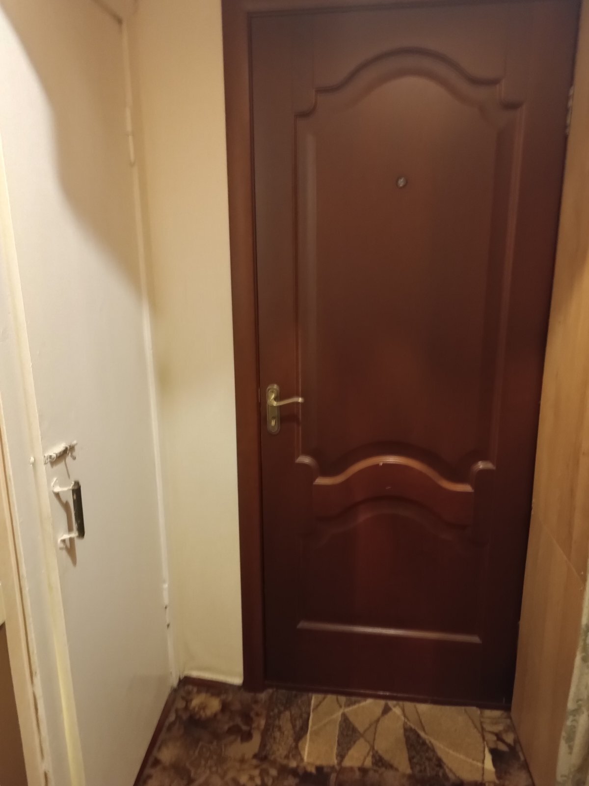 Оренда кімнати/частини квартири, Святошинська вул., 9