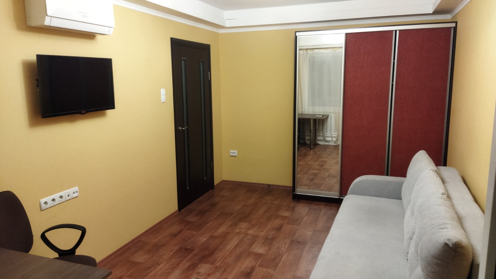 Оренда 1-кімнатної квартири 29.6 м², Парково-Сирецька вул., 6