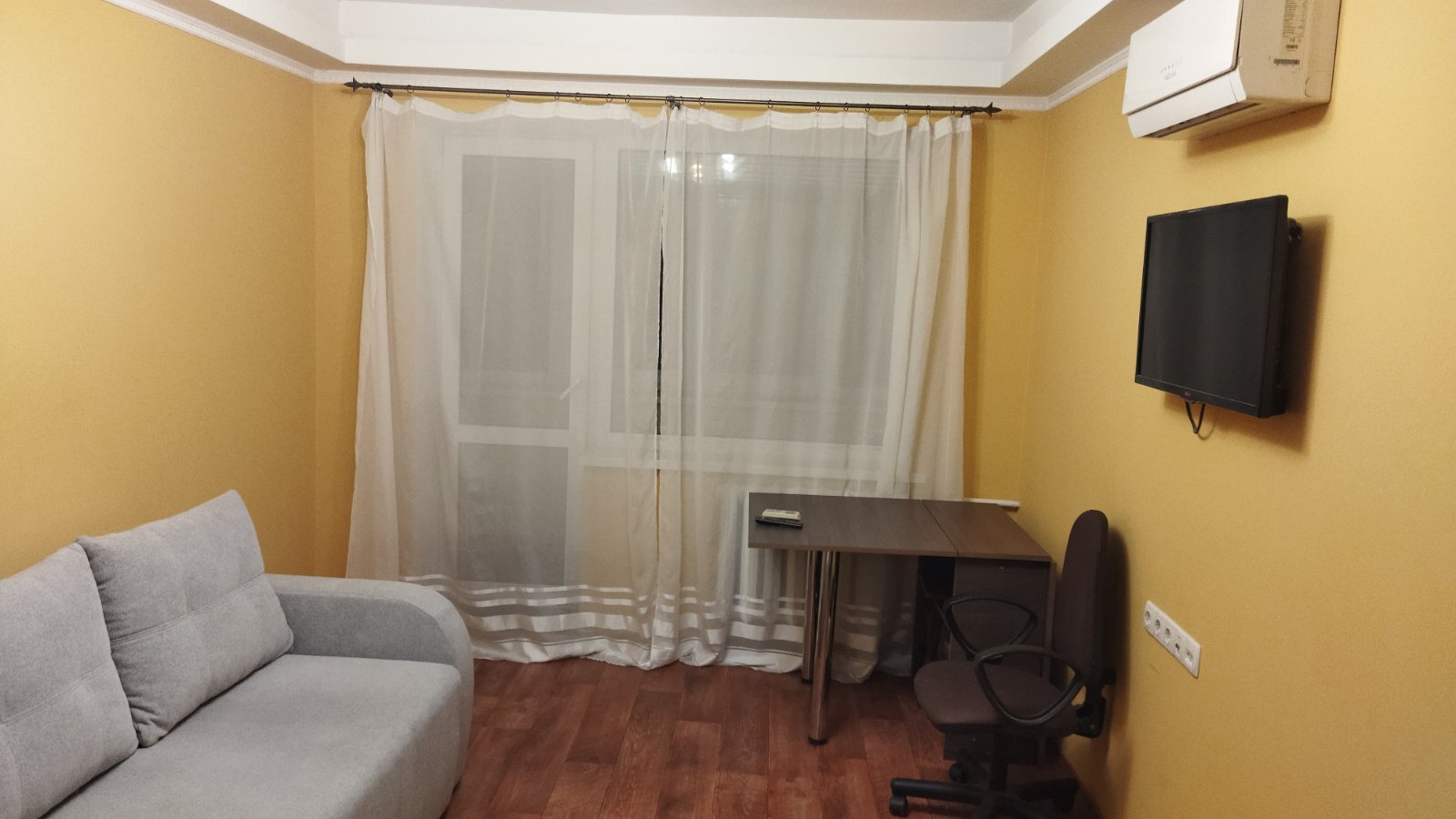 Оренда 1-кімнатної квартири 29.6 м², Парково-Сирецька вул., 6