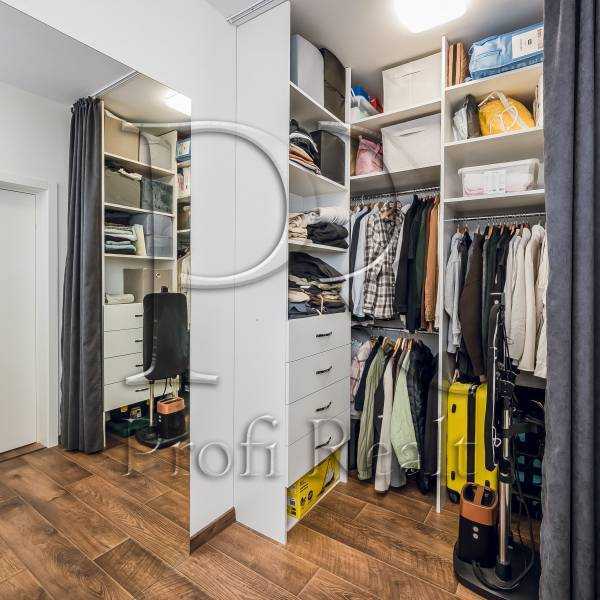 Продажа 3-комнатной квартиры 92 м², Шолуденко ул., 1А