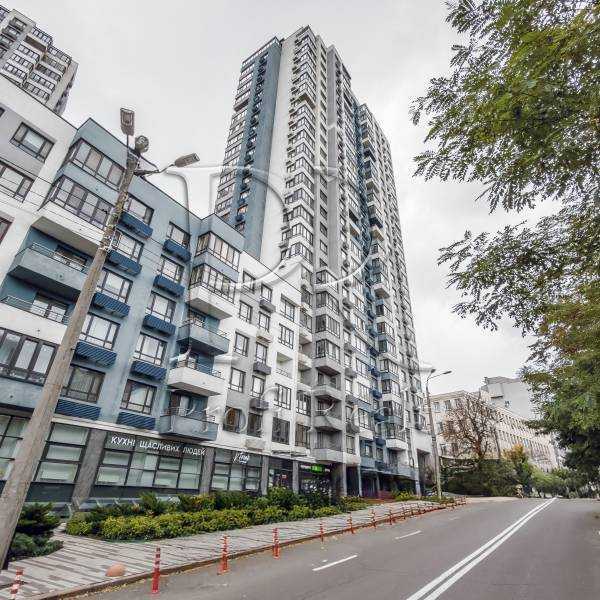 Продажа 3-комнатной квартиры 92 м², Шолуденко ул., 1А