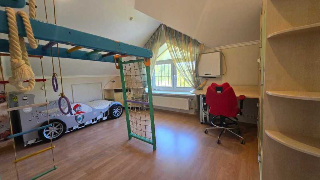 Продажа коттеджа 155 м², Центральна