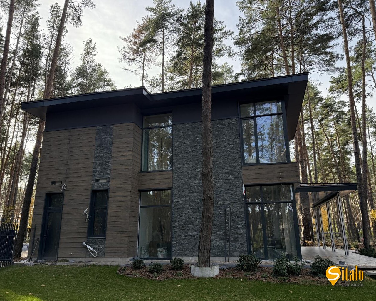 Продаж будинку 160 м²