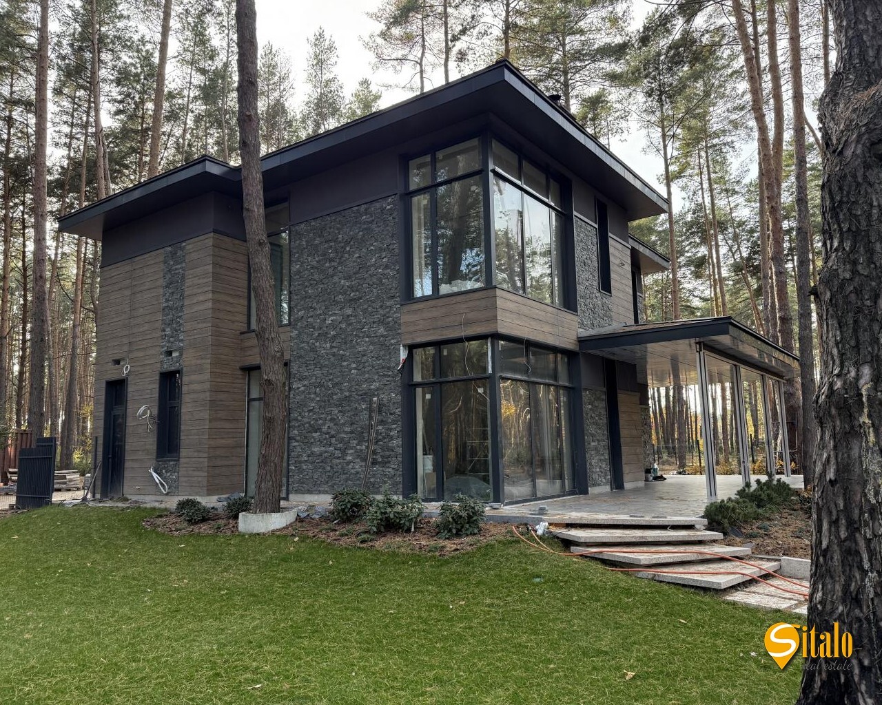 Продаж будинку 160 м²