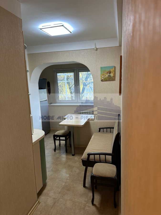 Продажа 1-комнатной квартиры 33 м², Оболонский просп., 16