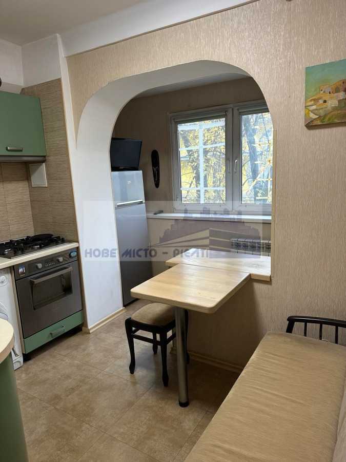 Продажа 1-комнатной квартиры 33 м², Оболонский просп., 16