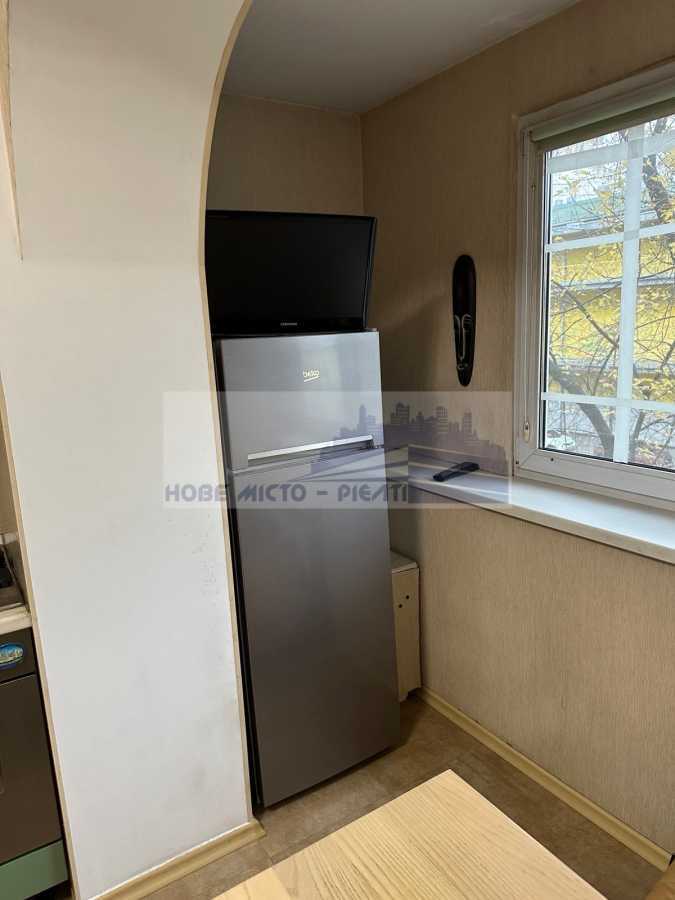 Продажа 1-комнатной квартиры 33 м², Оболонский просп., 16