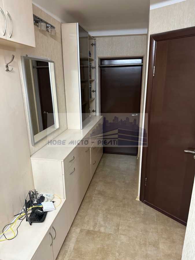 Продажа 1-комнатной квартиры 33 м², Оболонский просп., 16