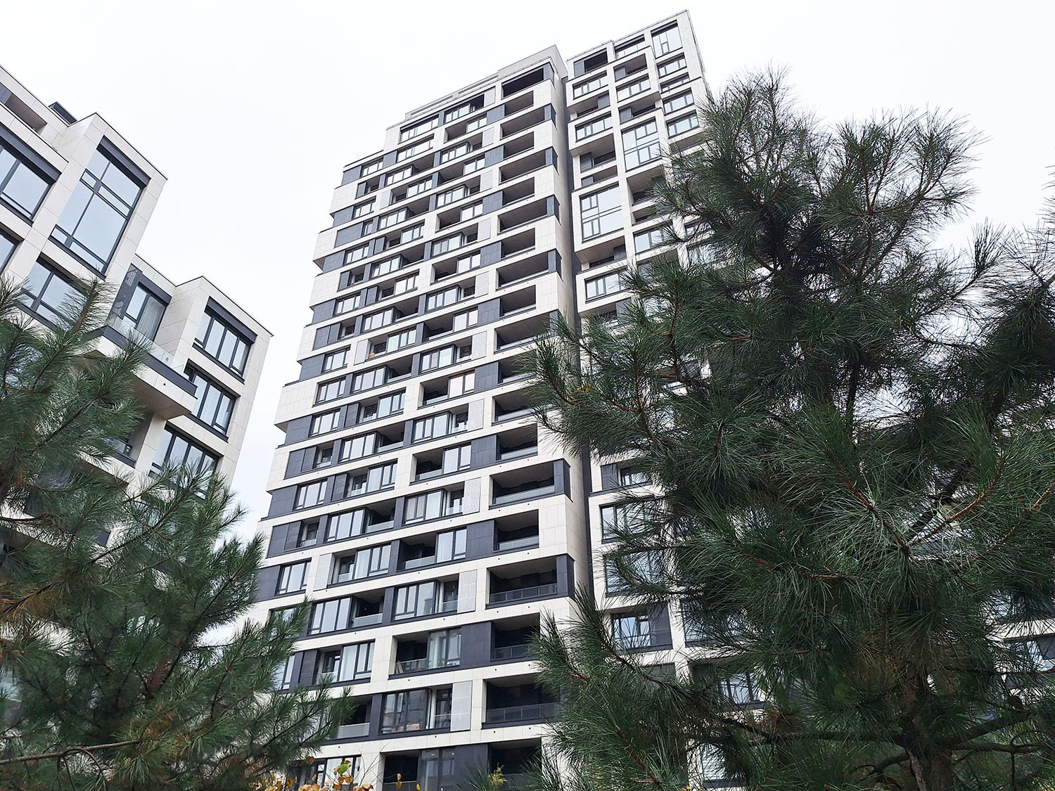 Продажа 1-комнатной квартиры 57 м², Семьи Хохловых ул., вул.12