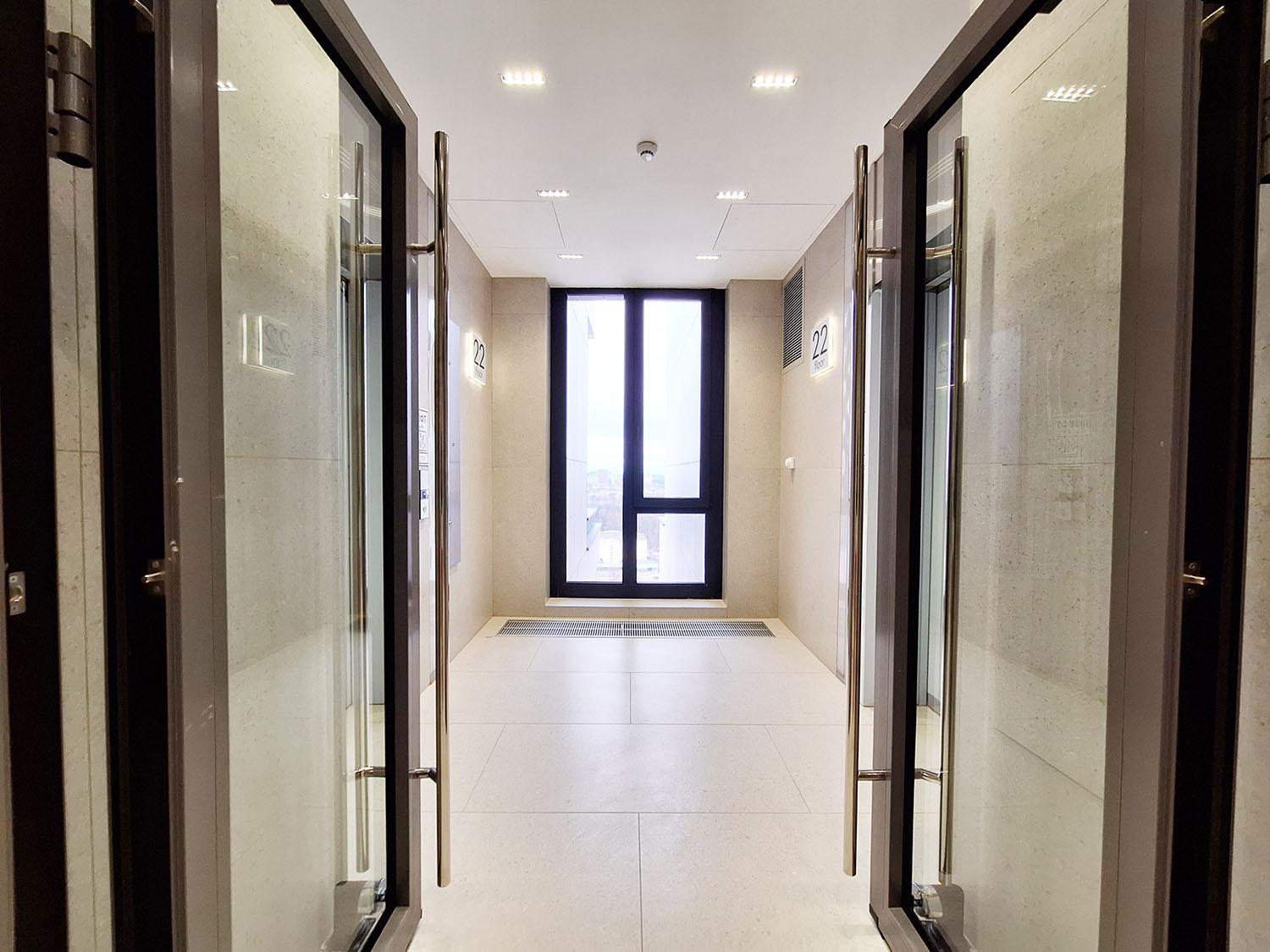 Продажа 1-комнатной квартиры 57 м², Семьи Хохловых ул., вул.12