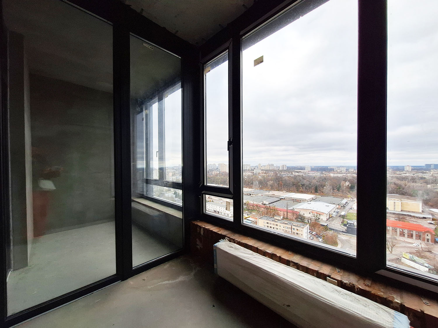 Продажа 1-комнатной квартиры 57 м², Семьи Хохловых ул., вул.12