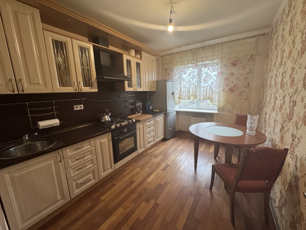 Продажа 3-комнатной квартиры 94 м², Садовая ул., 7