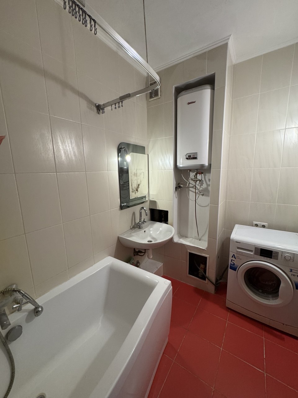 Продажа 3-комнатной квартиры 94 м², Садовая ул., 7