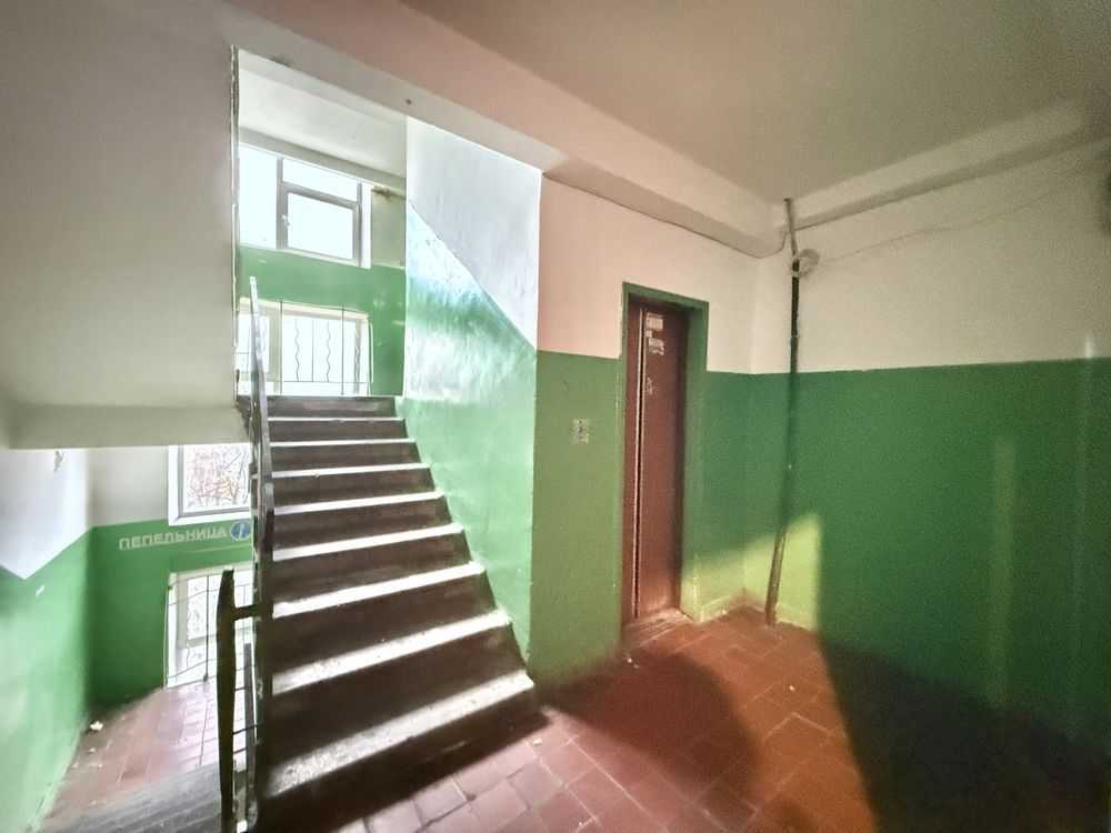 Продажа 1-комнатной квартиры 35 м², Радужная ул., 13В