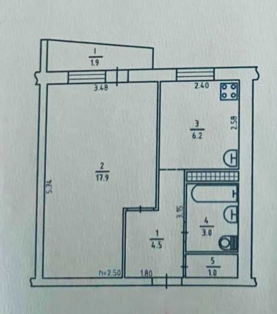 Продажа 1-комнатной квартиры 35 м², Радужная ул., 13В