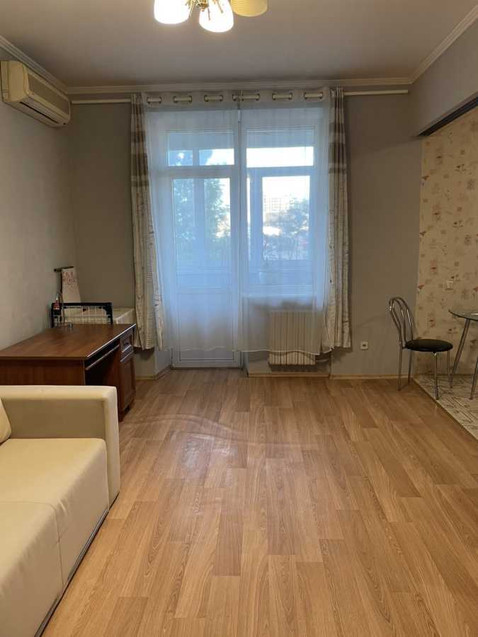 Продажа 1-комнатной квартиры 35 м², Незалежності, 1