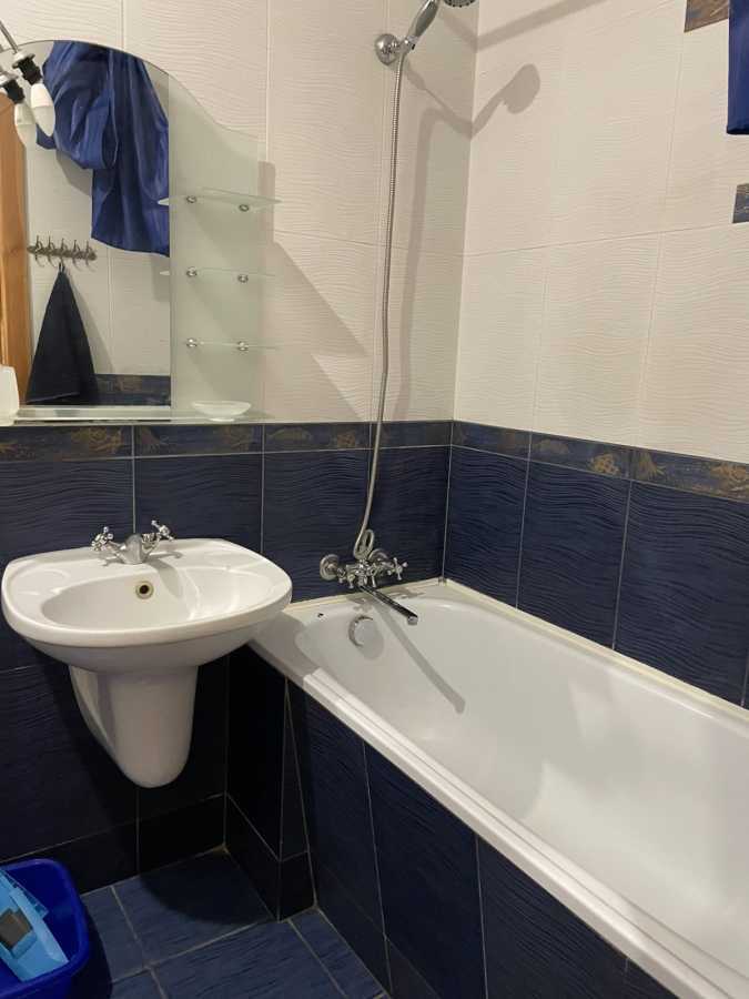 Продажа 1-комнатной квартиры 35 м², Незалежності, 1