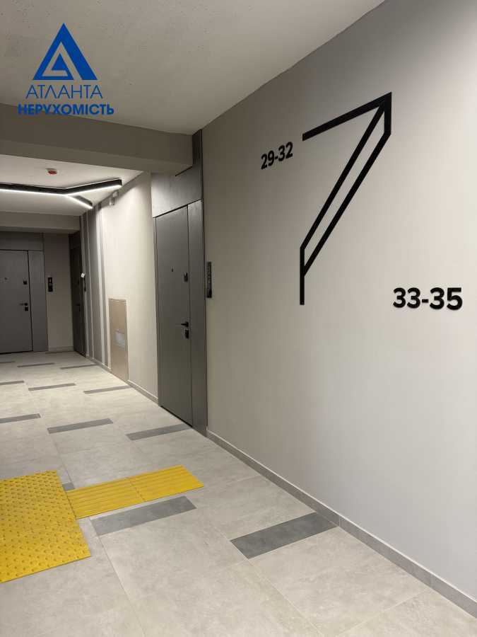 Продажа 1-комнатной квартиры 52.6 м², Возрождения просп., 29А