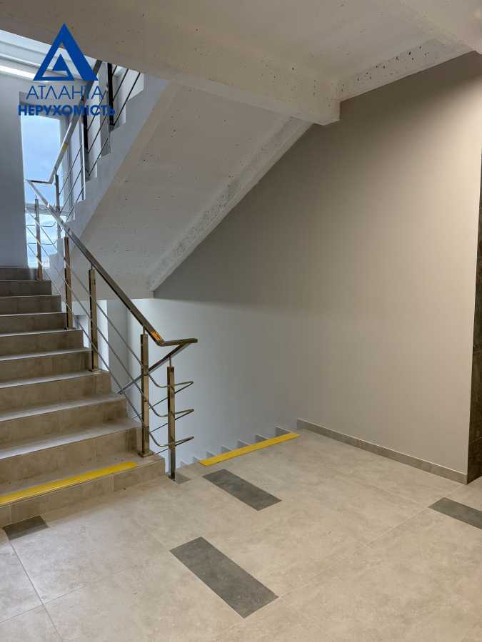 Продажа 1-комнатной квартиры 52.6 м², Возрождения просп., 29А