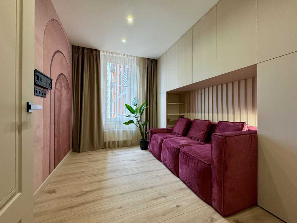 Продажа 3-комнатной квартиры 84 м², Днепровская наб., 18А