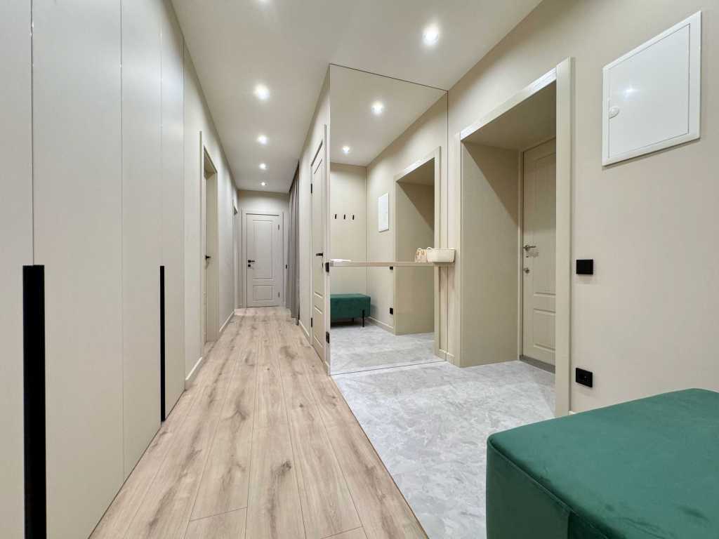 Продажа 3-комнатной квартиры 84 м², Днепровская наб., 18А